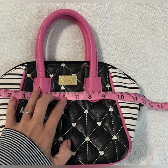 Luv Betsey by Betsey Johnson Y2K quilted faux leather mini satchel - Picture 12 of 12
